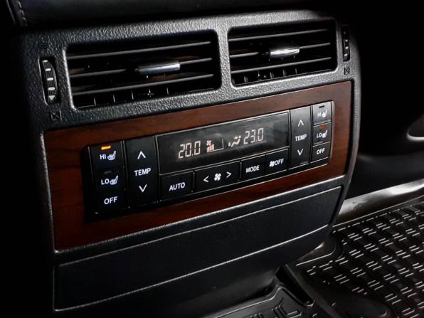 Toyota Land Cruiser 200 Series Рестайлинг 2 с пробегом 2020 года, цена 7 200 000 рублей, 171432 км, внедорожник, Автокод Объявления