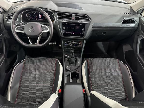 Volkswagen Tiguan II Рестайлинг с пробегом 2021 года, цена 3 660 000 рублей, 22527 км, внедорожник, Автокод Объявления