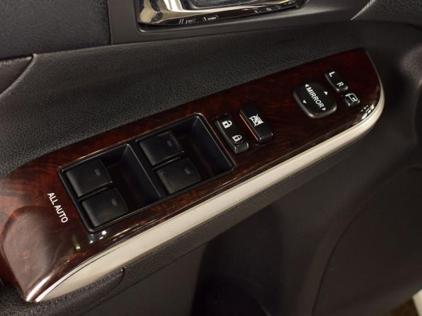 Toyota Camry VII (XV50) Рестайлинг с пробегом 2015 года, цена 2 100 995 рублей, 141098 км, седан, Автокод Объявления