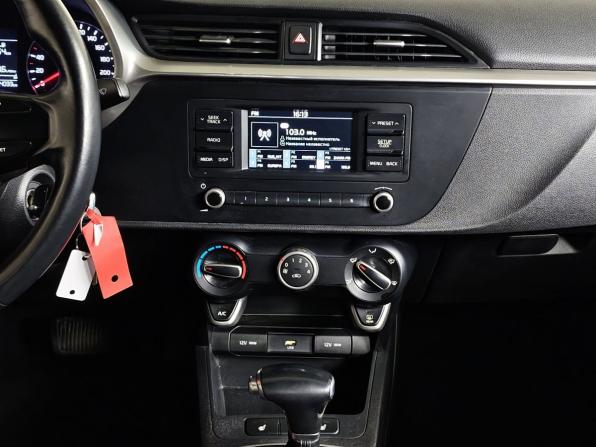 Kia Rio IV Рестайлинг с пробегом 2020 года, цена 1 350 000 рублей, 114032 км, седан, Автокод Объявления
