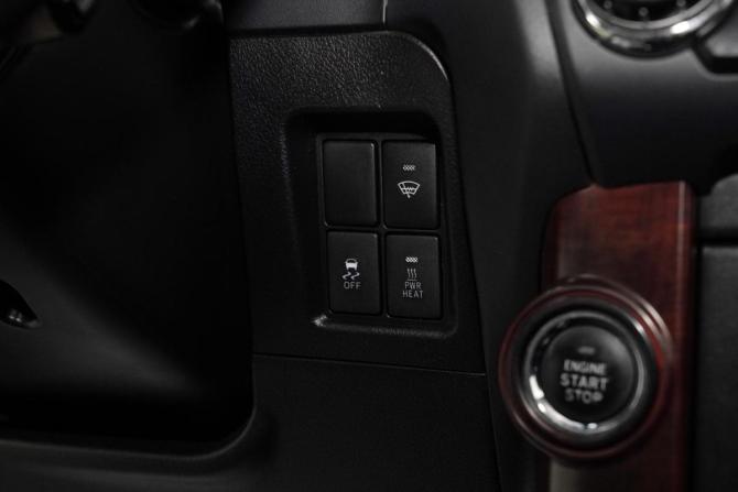 Toyota Land Cruiser Prado 150 Series Рестайлинг 1 с пробегом 2016 года, цена 3 349 000 рублей, 172000 км, внедорожник, Автокод Объявления
