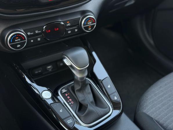 Kia Soul III с пробегом 2021 года, цена 2 200 000 рублей, 53160 км, хэтчбек, Автокод Объявления