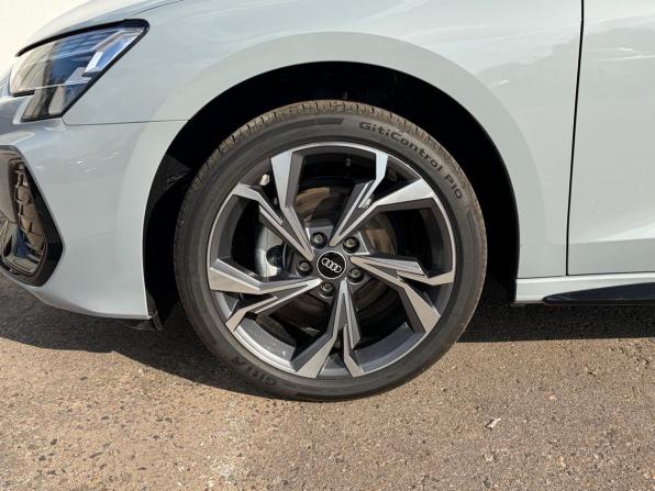 Audi A3 IV (8Y) Рестайлинг с пробегом 2025 года, цена 3 972 000 рублей, 41 км, хэтчбек, Автокод Объявления