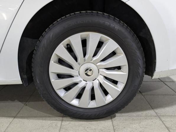 Skoda Octavia IV (A8) с пробегом 2021 года, цена 2 425 000 рублей, 53778 км, лифтбек, Автокод Объявления
