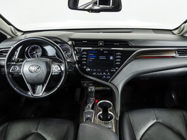 Toyota Camry VIII (XV70) с пробегом 2020 года, цена 2 798 000 рублей, 175941 км, седан, Автокод Объявления