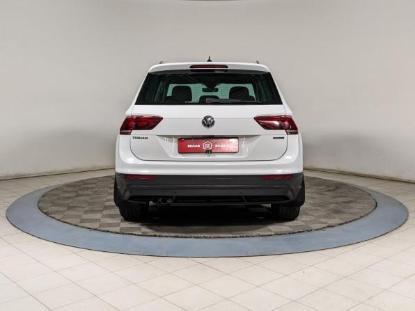 Volkswagen Tiguan II с пробегом 2020 года, цена 2 799 500 рублей, 180000 км, внедорожник, Автокод Объявления