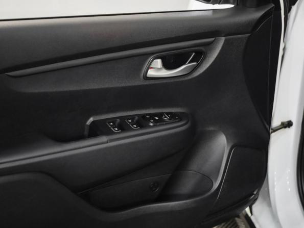 Kia Rio IV с пробегом 2017 года, цена 1 149 000 рублей, 184859 км, хэтчбек, Автокод Объявления