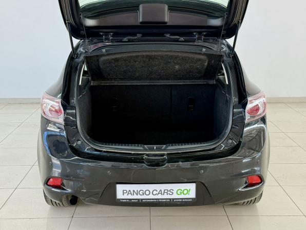 Mazda 3 II (BL) Рестайлинг с пробегом 2012 года, цена 675 000 рублей, 301689 км, хэтчбек, Автокод Объявления