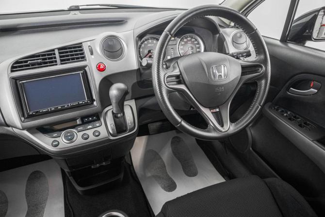 Honda Stream II с пробегом 2007 года, цена 1 269 000 рублей, 78000 км, компактвэн, Автокод Объявления