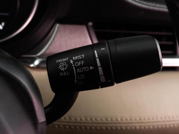 Mazda 6 III (GJ) Рестайлинг 2 с пробегом 2020 года, цена 2 679 000 рублей, 171366 км, седан, Автокод Объявления