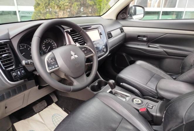 Mitsubishi Outlander III с пробегом 2013 года, цена 1 600 000 рублей, 139351 км, внедорожник, Автокод Объявления