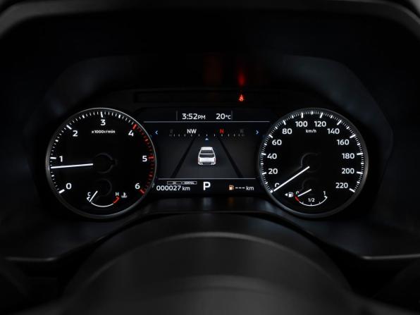 Mitsubishi L200 VI с пробегом 2025 года, цена 5 290 000 рублей, 15 км, пикап, Автокод Объявления