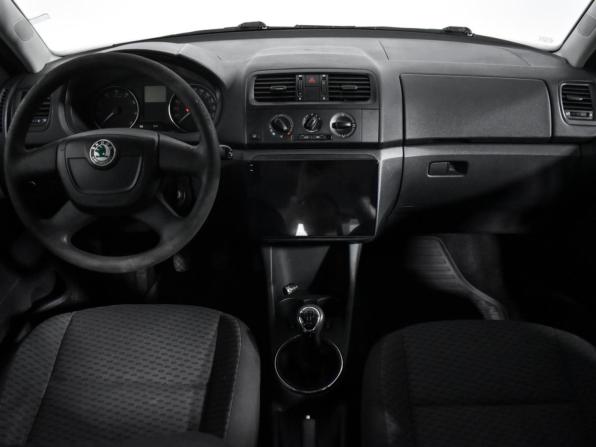Skoda Fabia II Рестайлинг с пробегом 2010 года, цена 542 000 рублей, 75886 км, хэтчбек, Автокод Объявления