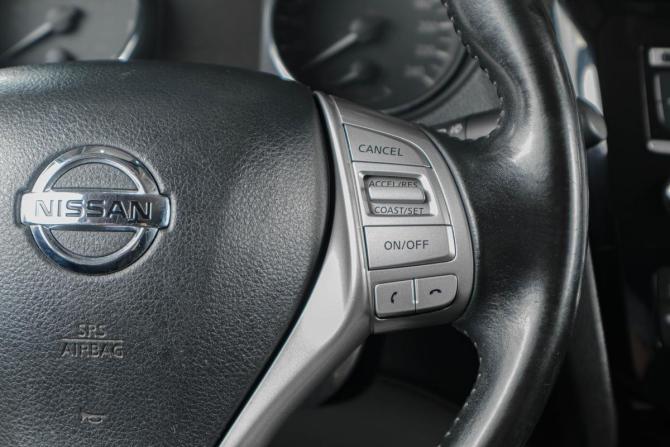 Nissan Qashqai II с пробегом 2017 года, цена 1 659 000 рублей, 210000 км, внедорожник, Автокод Объявления