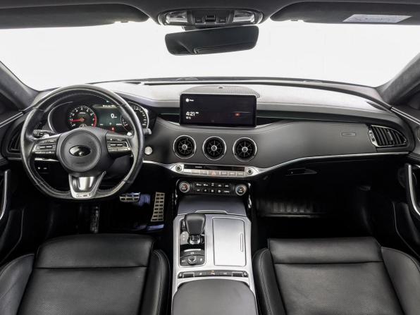 Kia Stinger I Рестайлинг с пробегом 2021 года, цена 3 390 000 рублей, 83002 км, лифтбек, Автокод Объявления