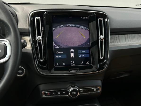 Volvo XC40 I с пробегом 2020 года, цена 3 345 200 рублей, 102169 км, внедорожник, Автокод Объявления