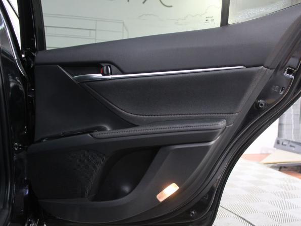 Toyota Camry VIII (XV70) Рестайлинг с пробегом 2023 года, цена 3 550 000 рублей, 71046 км, седан, Автокод Объявления