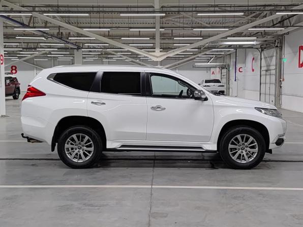 Mitsubishi Pajero Sport III с пробегом 2018 года, цена 2 970 000 рублей, 118273 км, внедорожник, Автокод Объявления