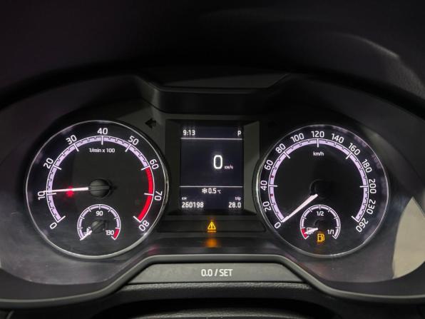 Skoda Octavia III (A7) Рестайлинг с пробегом 2018 года, цена 1 080 000 рублей, 260200 км, лифтбек, Автокод Объявления