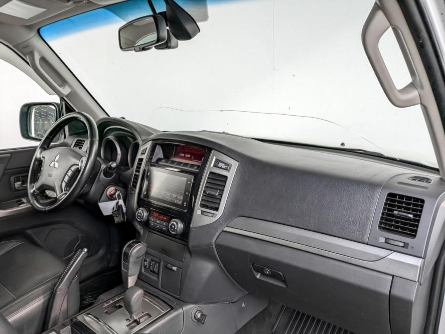 Mitsubishi Pajero IV Рестайлинг 2 Москва  - изображение 11