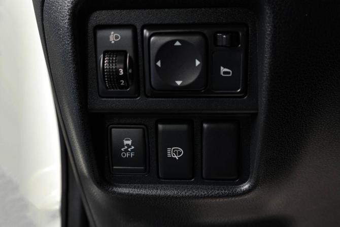 Nissan Juke I с пробегом 2012 года, цена 999 000 рублей, 187000 км, внедорожник, Автокод Объявления