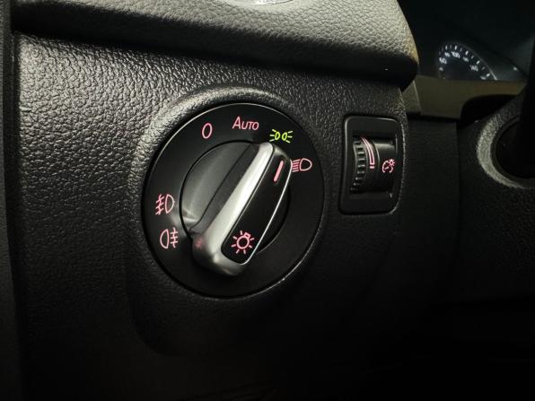 Volkswagen Tiguan I Рестайлинг с пробегом 2015 года, цена 1 599 000 рублей, 169210 км, внедорожник, Автокод Объявления