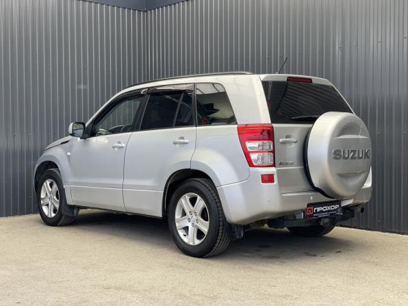 Suzuki Grand Vitara II с пробегом 2008 года, цена 797 000 рублей, 273388 км, внедорожник, Автокод Объявления