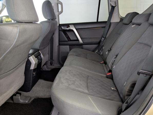Toyota Land Cruiser Prado 150 Series с пробегом 2012 года, цена 2 700 000 рублей, 283219 км, внедорожник, Автокод Объявления