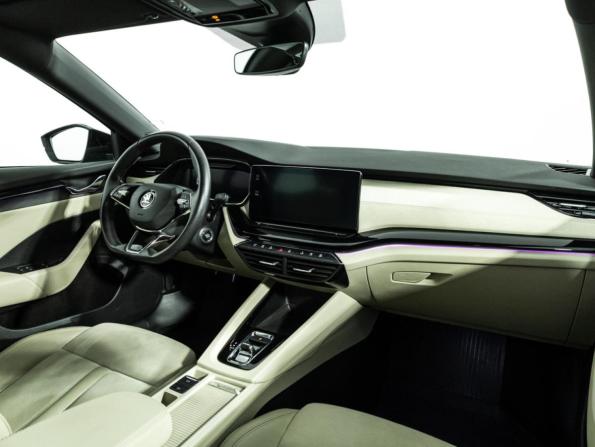 Skoda Octavia IV (A8) с пробегом 2022 года, цена 3 059 100 рублей, 79230 км, лифтбек, Автокод Объявления