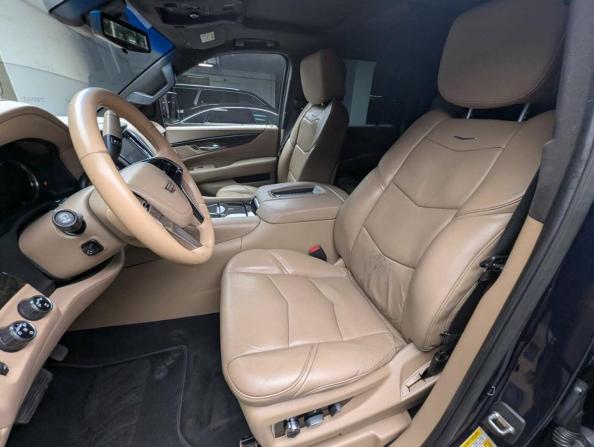 Cadillac Escalade IV с пробегом 2018 года, цена 4 149 000 рублей, 174105 км, внедорожник, Автокод Объявления