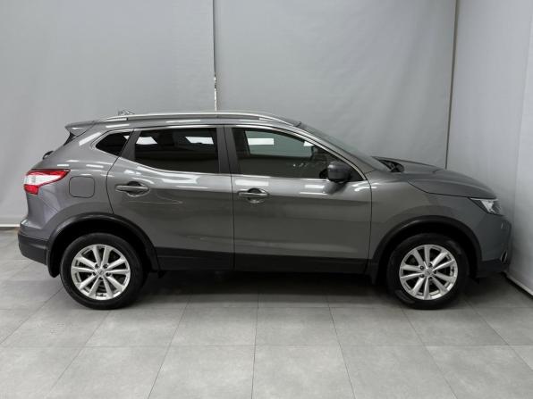 Nissan Qashqai II с пробегом 2017 года, цена 1 695 000 рублей, 145375 км, внедорожник, Автокод Объявления