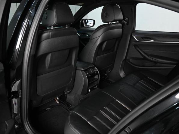 BMW 5 серии VII (G30/G31/G38) Рестайлинг с пробегом 2021 года, цена 4 099 000 рублей, 118748 км, седан, Автокод Объявления