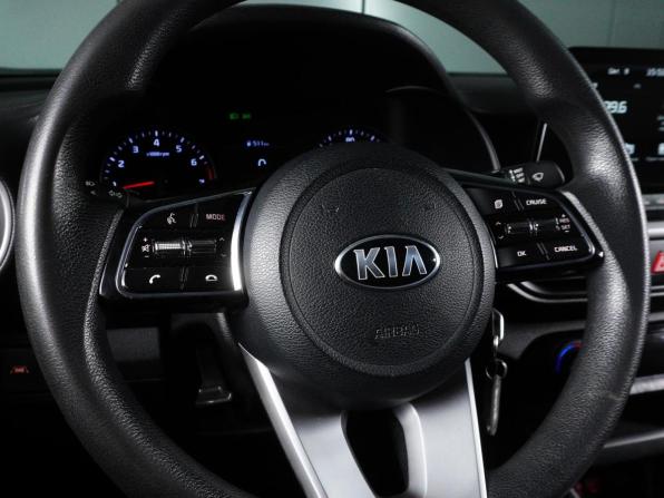 Kia Forte II Рестайлинг с пробегом 2018 года, цена 1 399 000 рублей, 156643 км, седан, Автокод Объявления