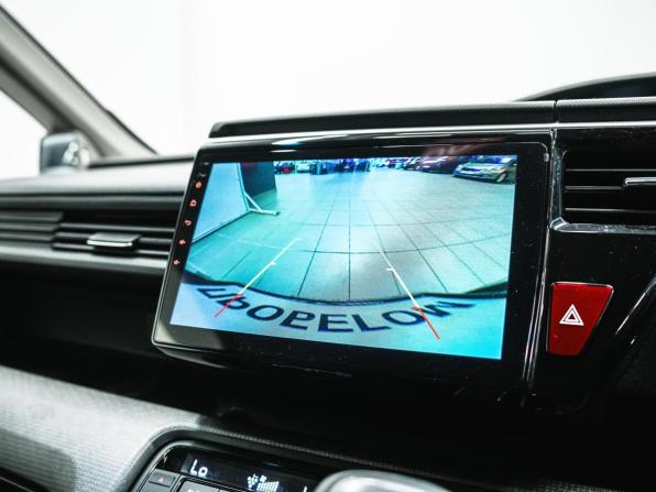 Honda Stepwgn V с пробегом 2016 года, цена 1 650 000 рублей, 158846 км, минивэн, Автокод Объявления