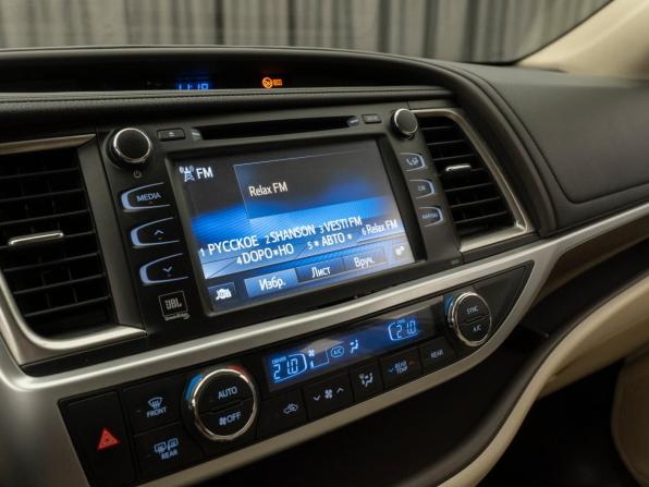 Toyota Highlander III (XU50) с пробегом 2014 года, цена 2 930 000 рублей, 149794 км, внедорожник, Автокод Объявления