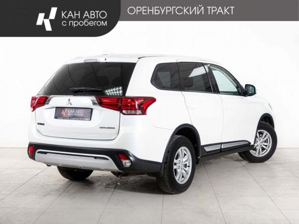 Mitsubishi Outlander III Рестайлинг 3 с пробегом 2019 года, цена 2 266 000 рублей, 129000 км, внедорожник, Автокод Объявления