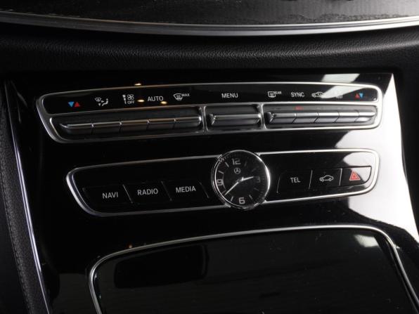 Mercedes-Benz E-Класс V (W213 S213 C238) с пробегом 2017 года, цена 3 515 000 рублей, 170470 км, седан, Автокод Объявления
