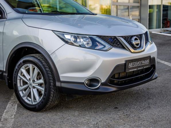 Nissan Qashqai II с пробегом 2017 года, цена 1 698 000 рублей, 111242 км, внедорожник, Автокод Объявления