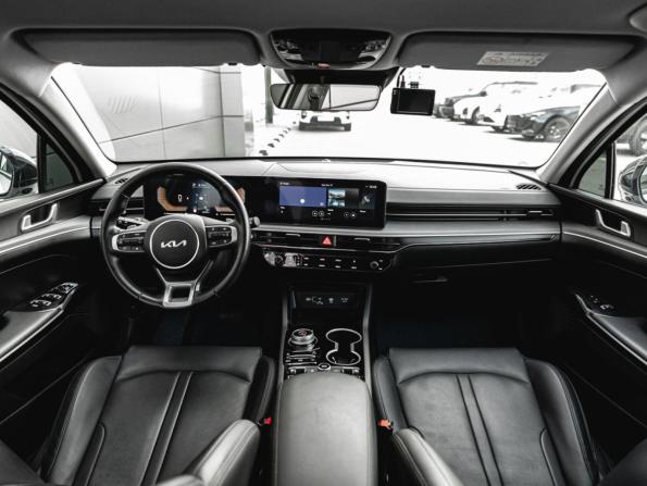 Kia K5 III Рестайлинг с пробегом 2025 года, цена 3 798 000 рублей, 20088 км, седан, Автокод Объявления
