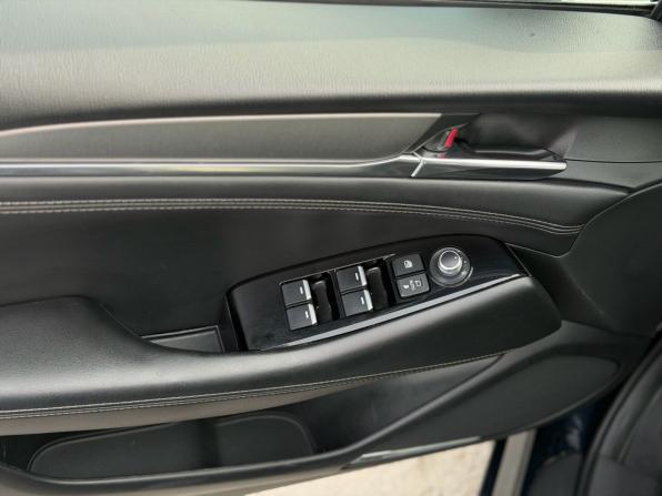 Mazda 6 III (GJ) Рестайлинг 2 с пробегом 2019 года, цена 2 295 000 рублей, 165000 км, седан, Автокод Объявления