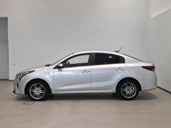 Kia Rio IV Рестайлинг с пробегом 2020 года, цена 1 494 000 рублей, 180539 км, седан, Автокод Объявления