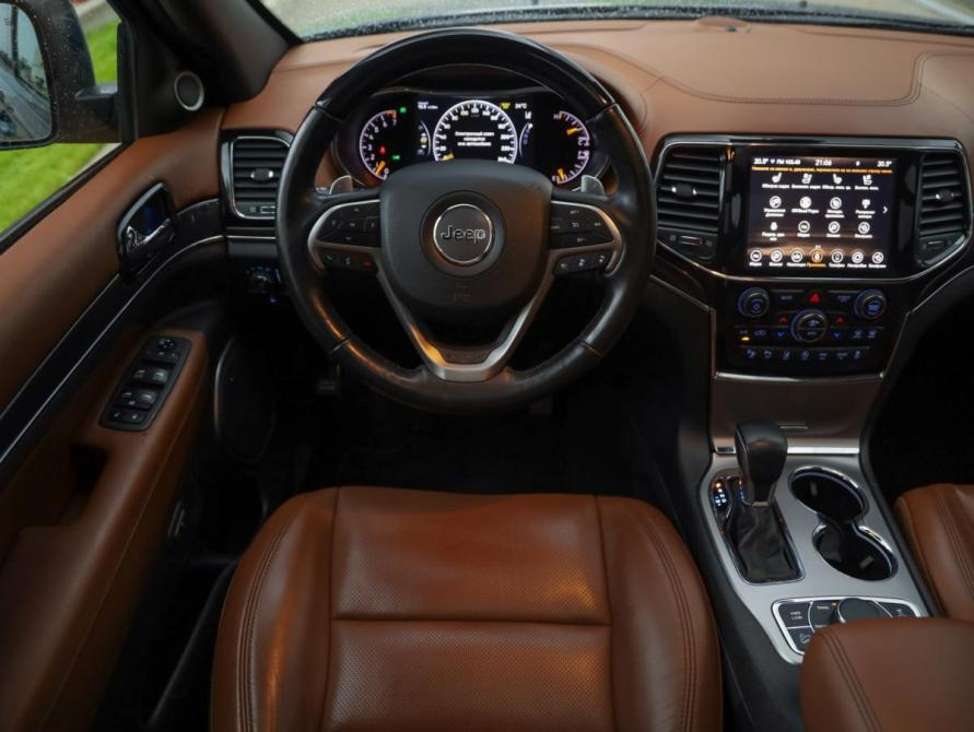 Jeep Grand Cherokee IV (WK2) Рестайлинг Санкт-Петербург  - изображение 14