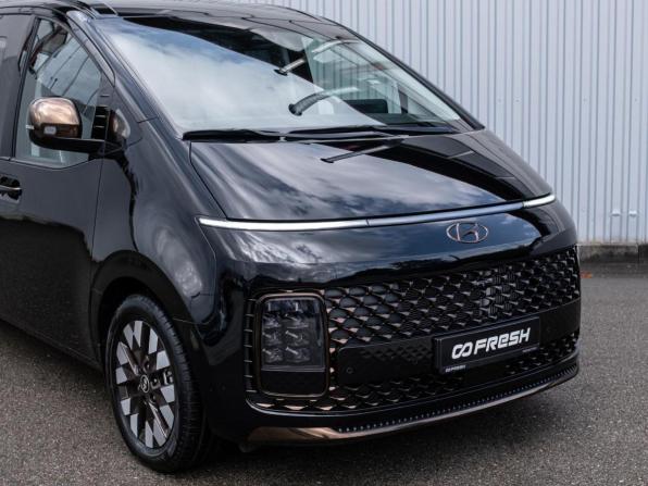 Hyundai Staria I с пробегом 2022 года, цена 5 699 000 рублей, 25139 км, минивэн, Автокод Объявления