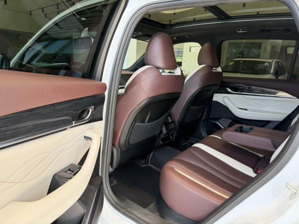 Geely Monjaro I с пробегом 2022 года, цена 2 800 000 рублей, 58340 км, внедорожник, Автокод Объявления