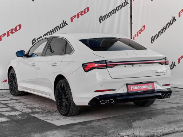 Geely Preface I с пробегом 2024 года, цена 2 495 000 рублей, 33976 км, седан, Автокод Объявления