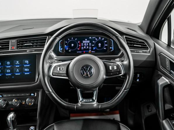 Volkswagen Tiguan II с пробегом 2019 года, цена 2 600 000 рублей, 50890 км, внедорожник, Автокод Объявления
