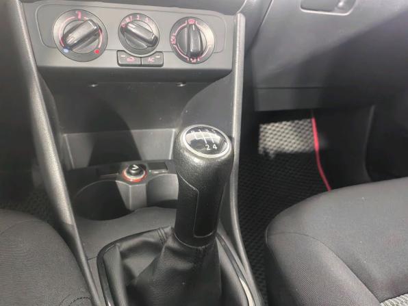 Volkswagen Polo V с пробегом 2011 года, цена 599 000 рублей, 103158 км, седан, Автокод Объявления