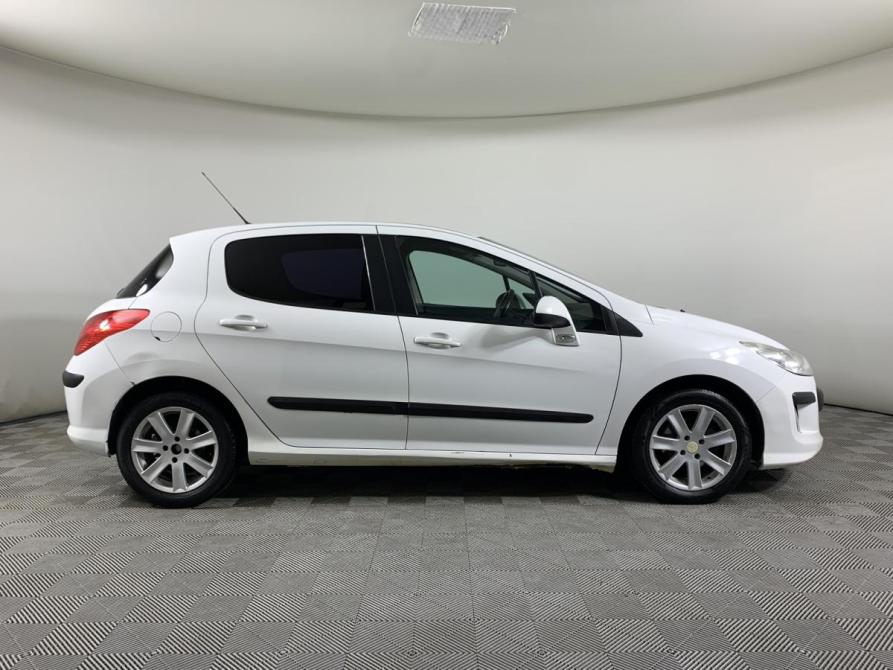 Peugeot 308 I Москва  - изображение 4