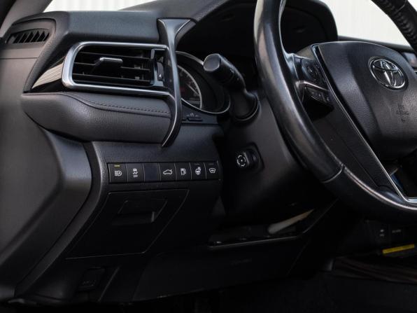 Toyota Camry VIII (XV70) с пробегом 2018 года, цена 2 449 040 рублей, 119694 км, седан, Автокод Объявления