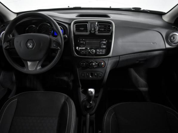 Renault Logan II с пробегом 2015 года, цена 729 000 рублей, 82000 км, седан, Автокод Объявления